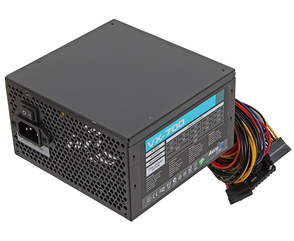 Блок питания Aerocool VX PLUS 700, 700 W,ATX (24+4+4pin) APFC 120mm fan 4x SATA RTL