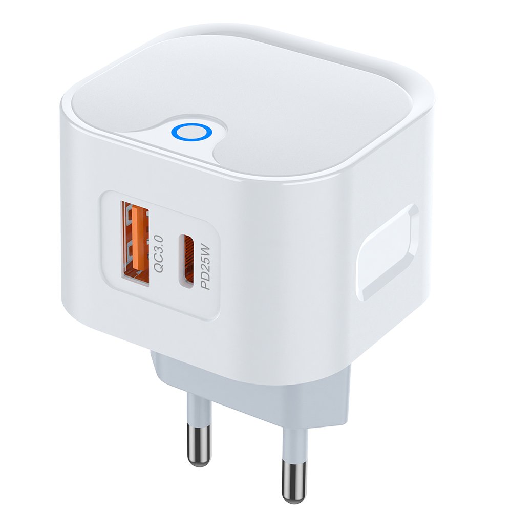 СЗУ PERO TC21 USB-A + USB-C, PD 25W белый