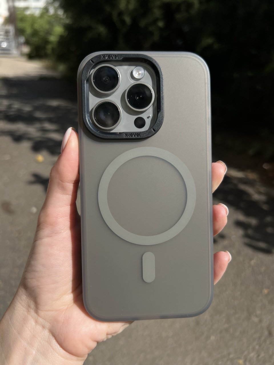 Чехол X-level Light sand Magnet для iPhone 15 Pro (MagSafe)(Natural)